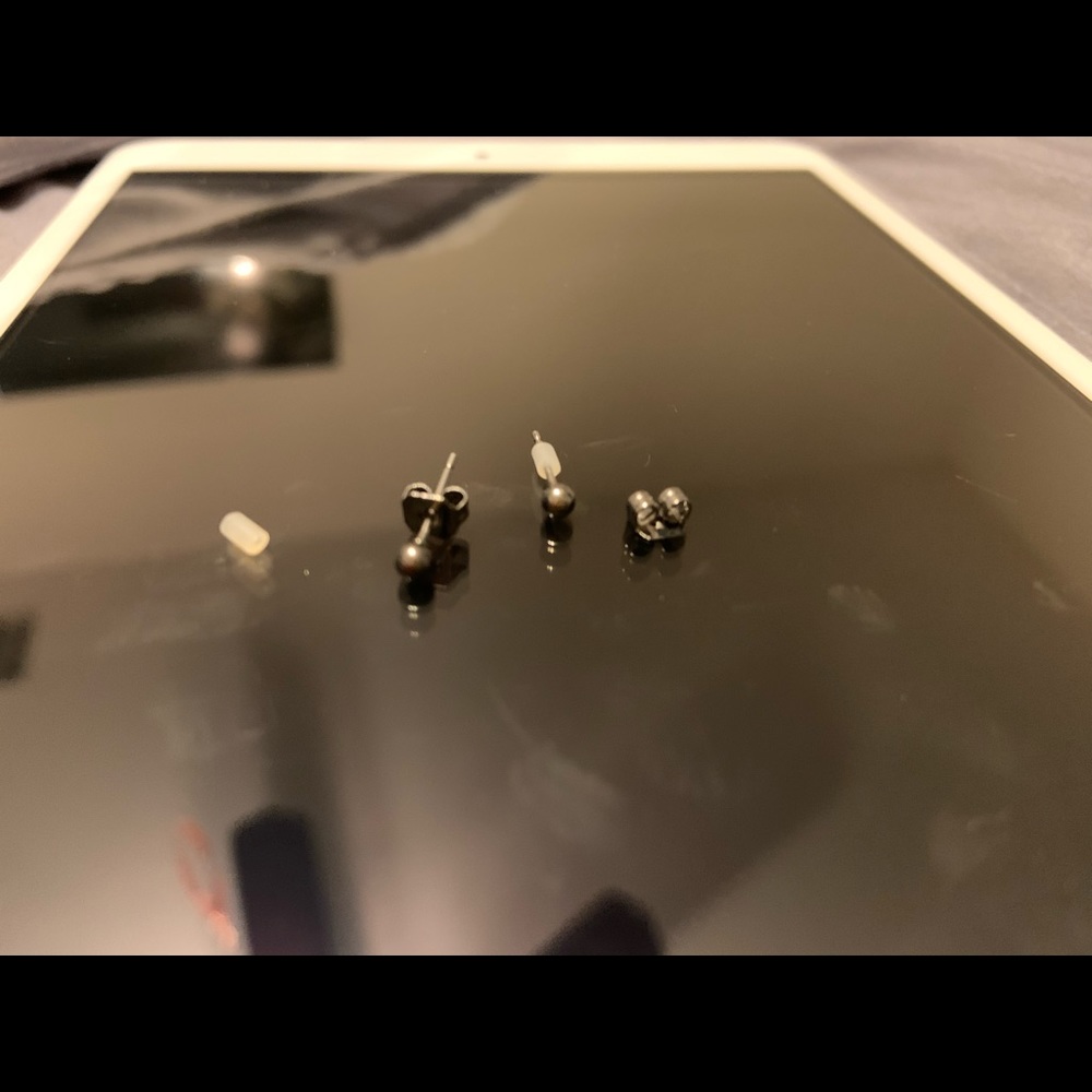 cute black/grey bead earrings